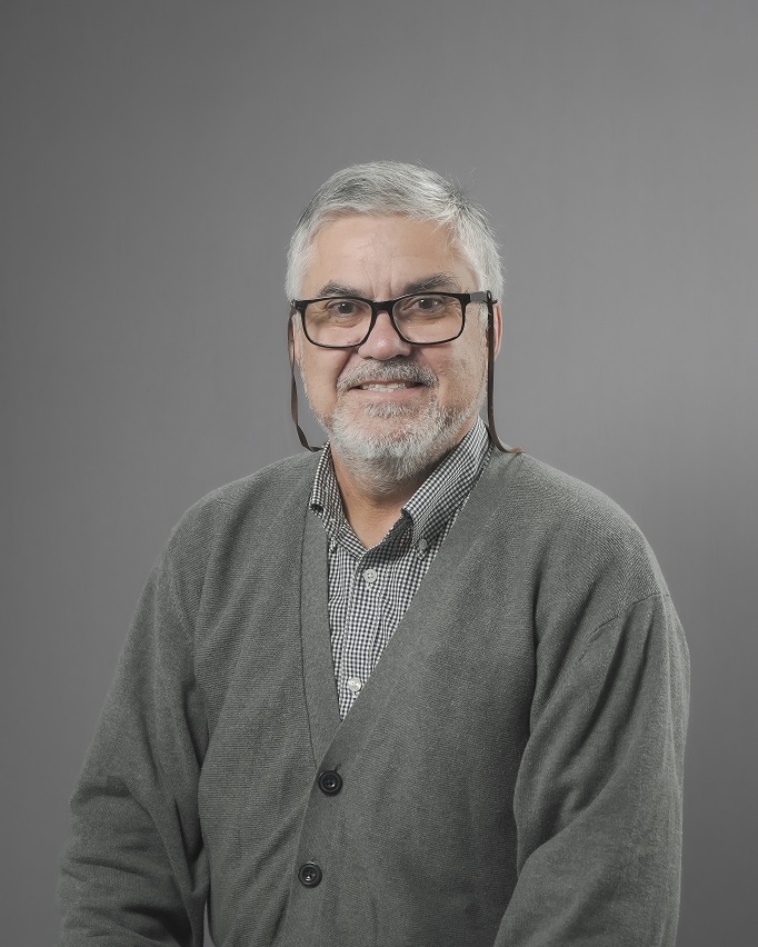 Prof. Pedro Melendez 