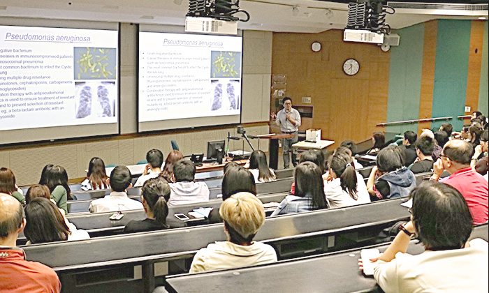 Dr Terrence Lau Delivered a Lecture on Drug Resistance of Pseudomonas Aeruginosa for the Medical Laboratory Technologists (MLT) Course.