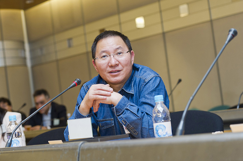 何明亮教授與深圳市疾控中心合作研究「兒童重癥EV71病毒的快速檢測方法、感染機制及手足口病干預效果研究」榮獲深圳市科技進步一等獎