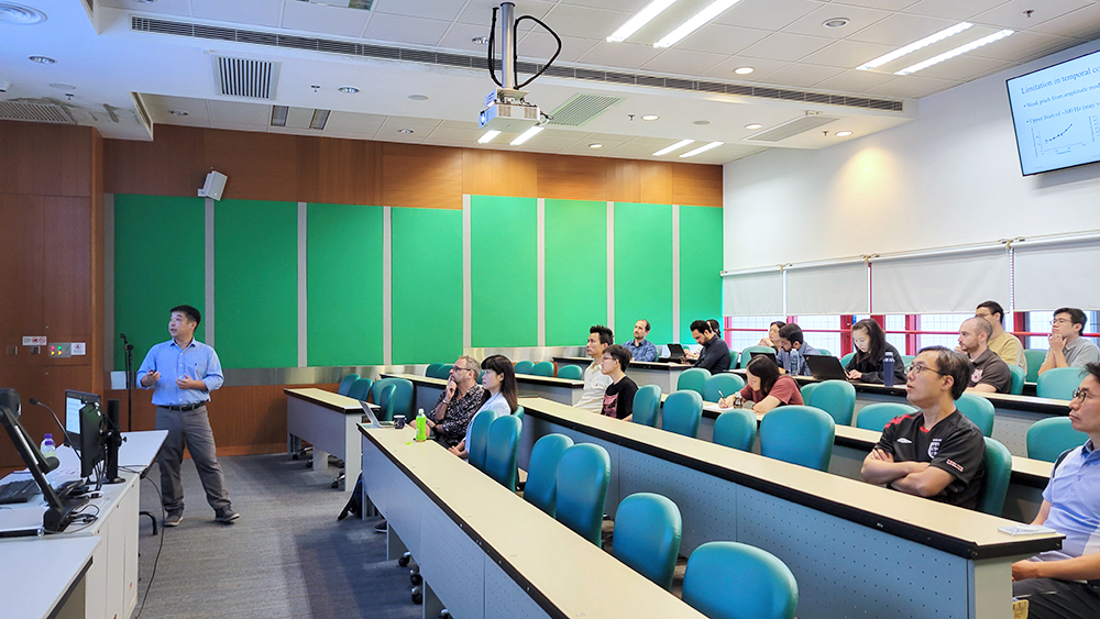 Professor Xin Luo gave his seminar on “Understanding and Enhancing Pitch Perception with Cochlear Implant”.