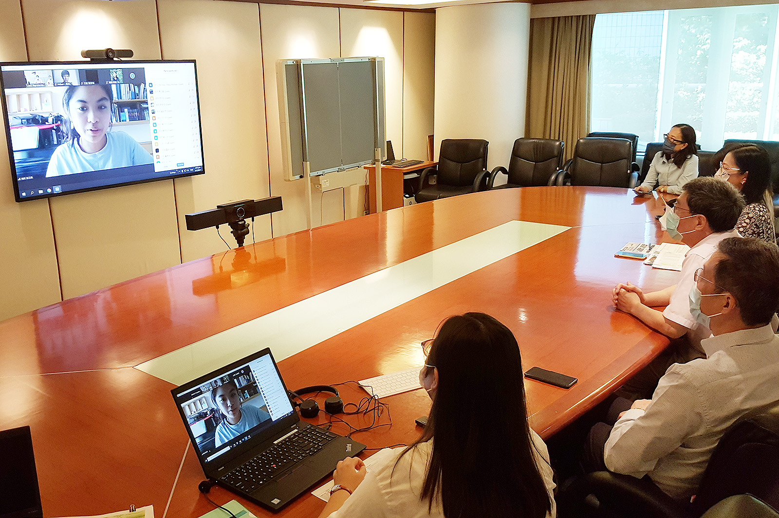 Orientation sessions for non-local students