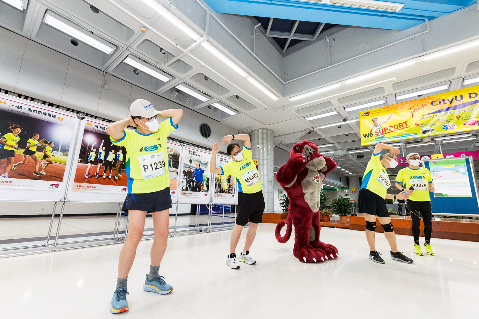 President Kuo leads CityU marathon team for 13th consecutive race