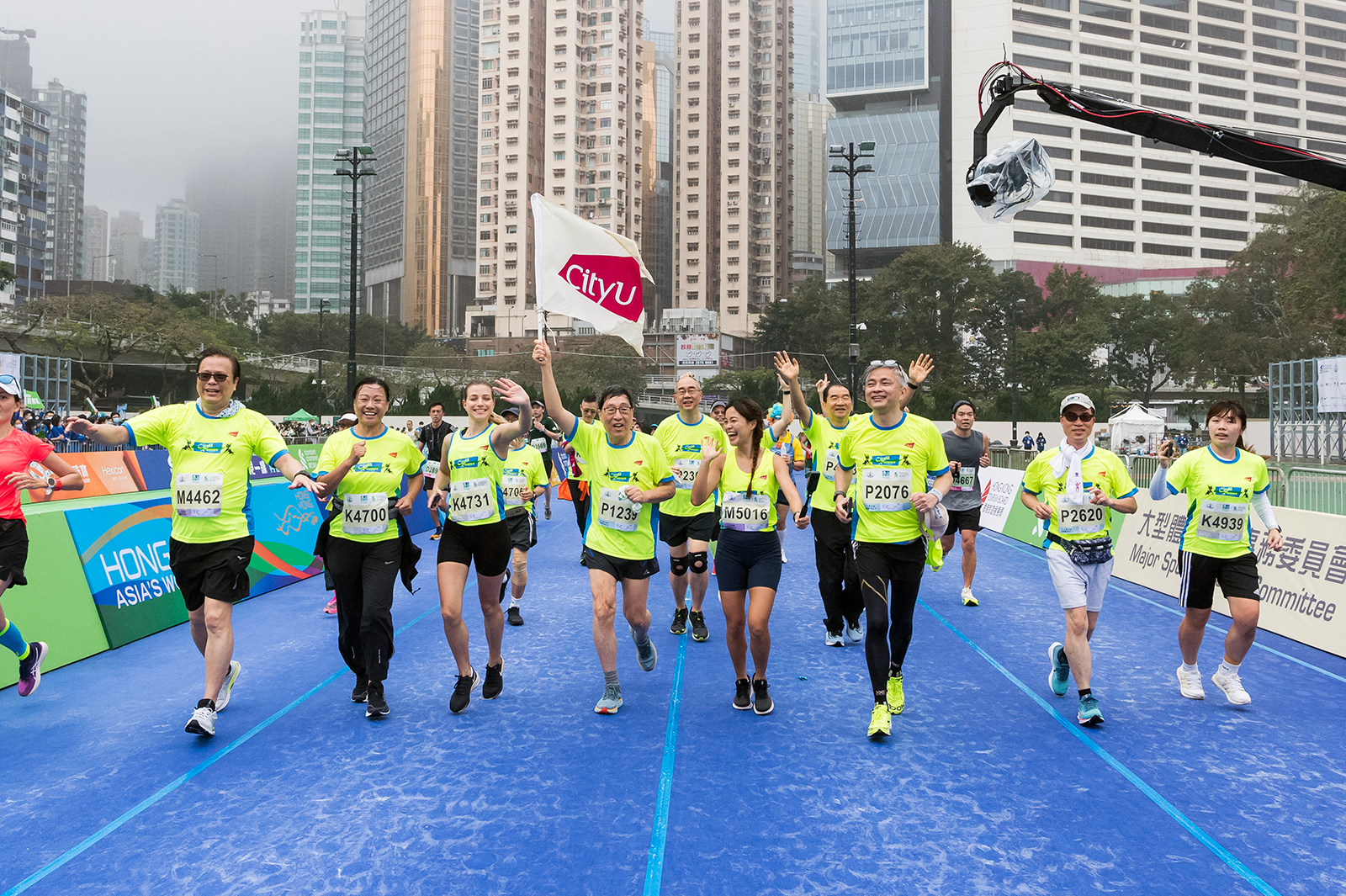 President Kuo leads CityU marathon team for 13th consecutive race