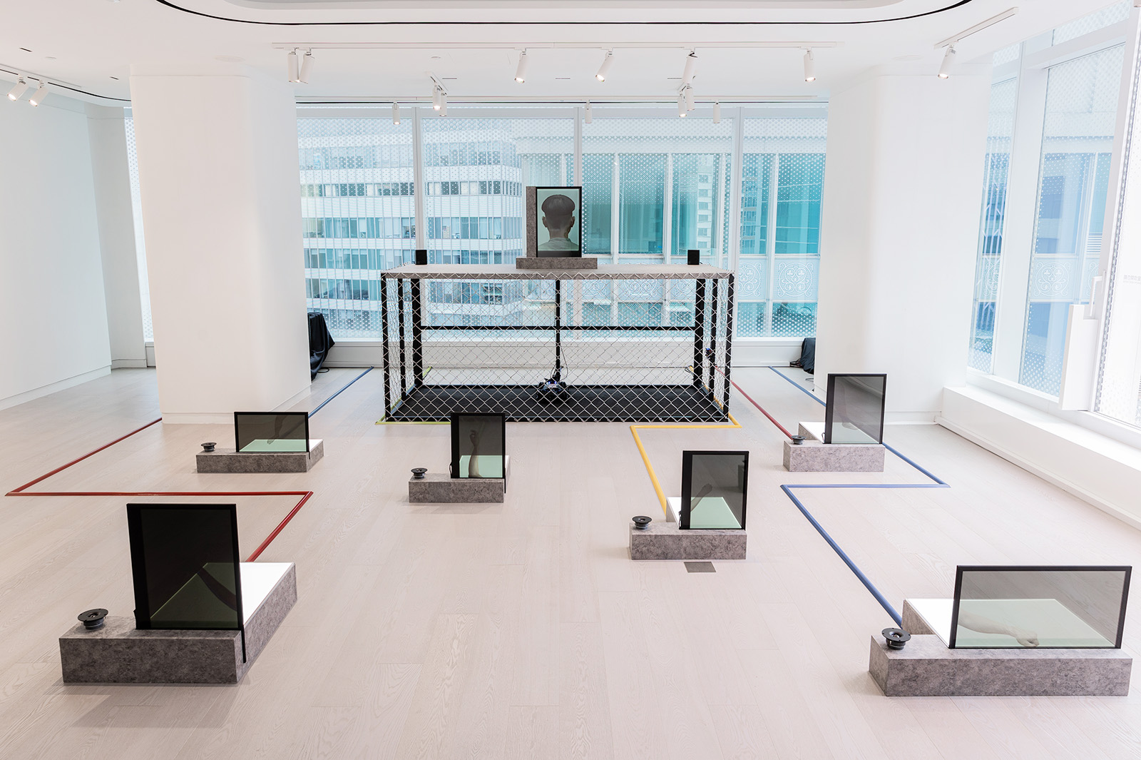 Mr Leung's solo exhibition "Music for 9” offers audiences a multi-sensory experience through deconstructing and reintegrating the sound and visuals of nine installations.