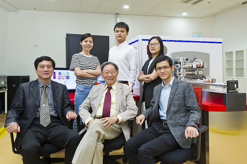 From left to right, front row: Professor Kai Jijung, Professor Liu Chain Tsuan, Dr. Jiao Zengbao; back row: Zhao Yilu, Yang Tao and Dr Luan Junhua, Senior Research Associate at Inter-University 3D Atom Probe Tomography Unit at CityU.