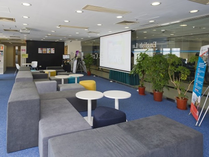 Chan Feng Men-ling Chan Shuk-lin Language Centre (LC)