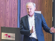 Prominent Cambridge scientist offers insight on treating disease using nanoscience