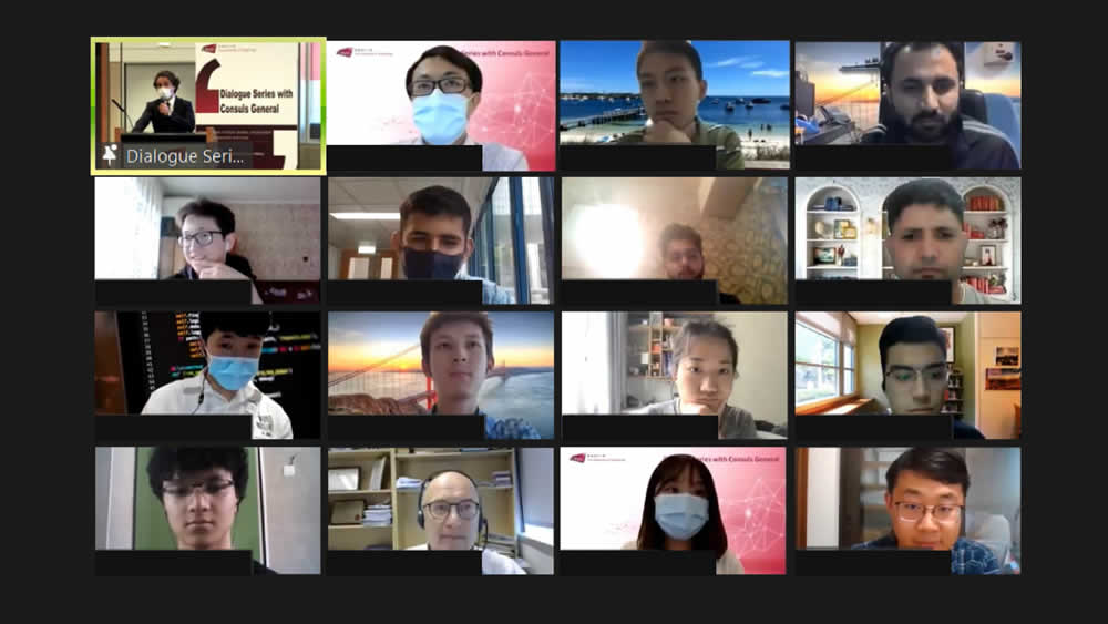 Consul-General Mr. Peyami KALYONCU was delighted to share with the audience numerous opportunities for future studies and career development that Turkey can offer.