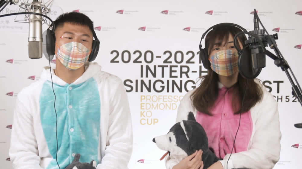 Mr. Terence LAM, renowned local singer-songwriter, was invited to perform two of his pop hits to residents via YouTube LIVE.