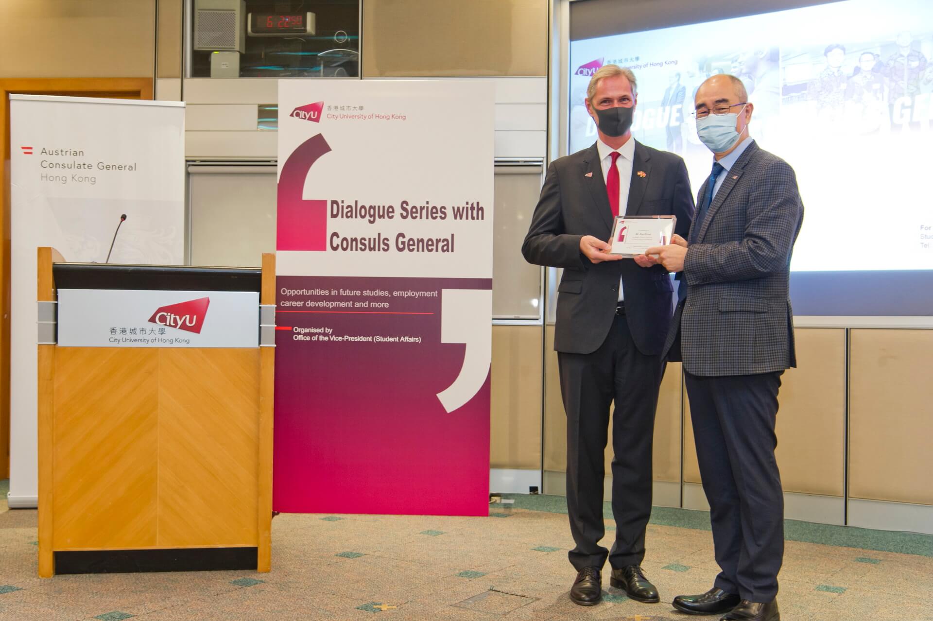 Consul-General Mr. Karl ERNST was delighted to share with the audience numerous opportunities for future studies and career development that Austria can offer.