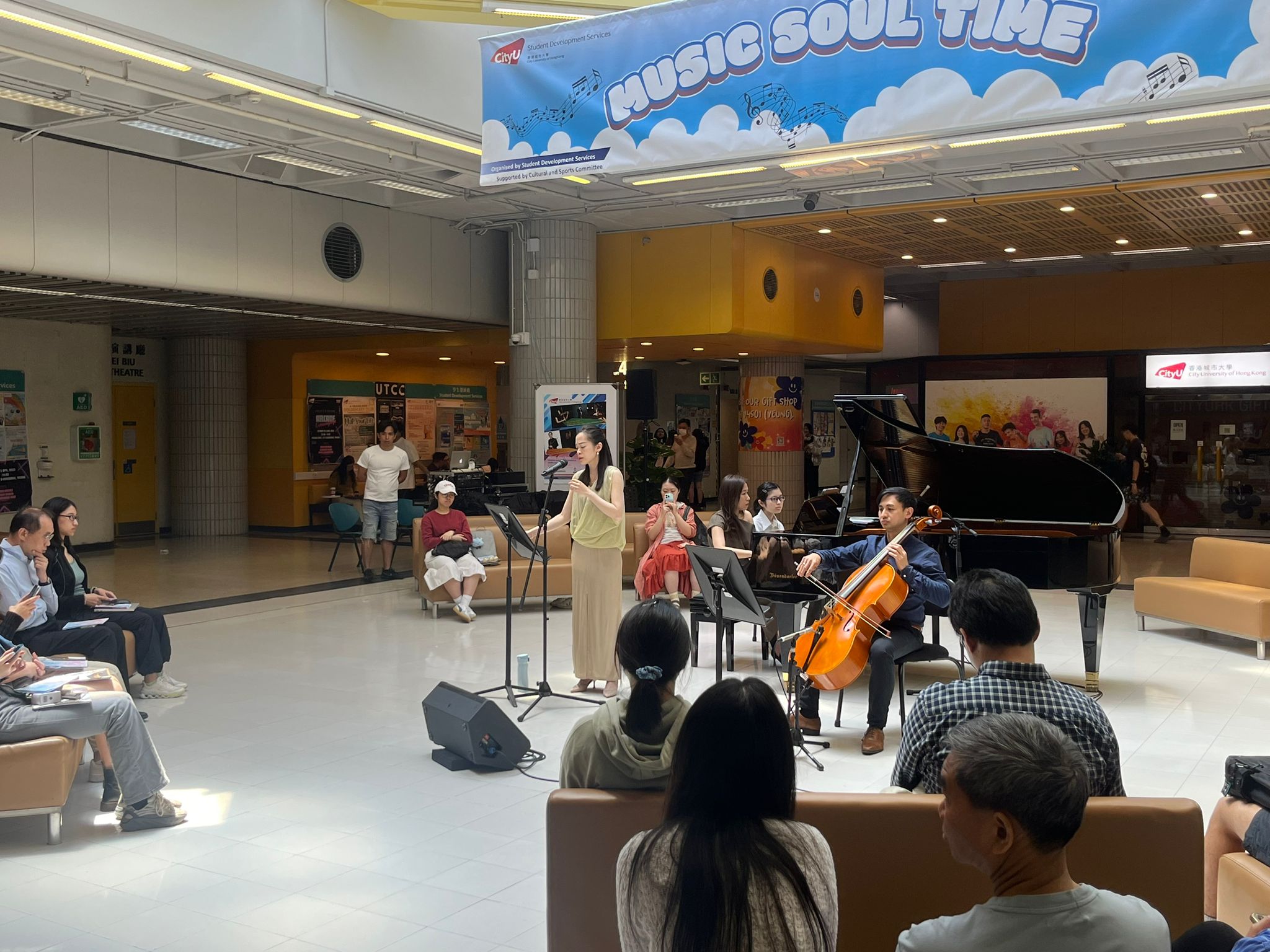 Music Soul Time: Frauenliebe und Leben by Victoria Trio