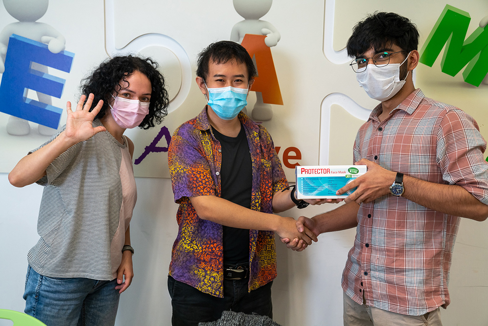 Residence Master of Jockey Club Harmony Hall (Hall 7), Dr. Eddie Ma delivered his welcome message and introduced his Residence Tutor team to the new residents.